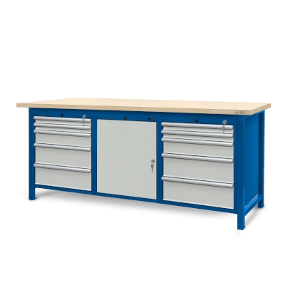 Workbench 2100 x 740: 2 cabinets S13, 1 cabinet S12 (10 drawers, 1 locker)