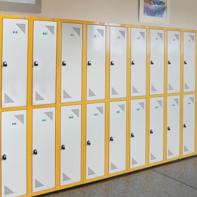 Szafki szkolne - jedna z wersji kolorystycznych