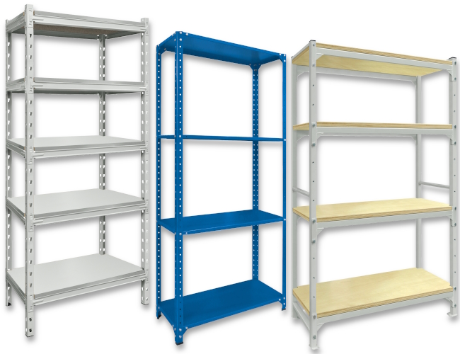 Metalowe regały do magazynu